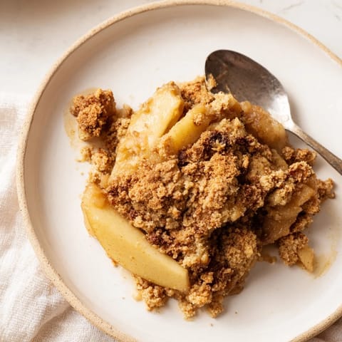 Warm Rustic Apple Cinnamon Crumble
